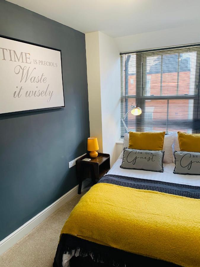 Boutique Townhouse Uphill Lincoln Villa ภายนอก รูปภาพ